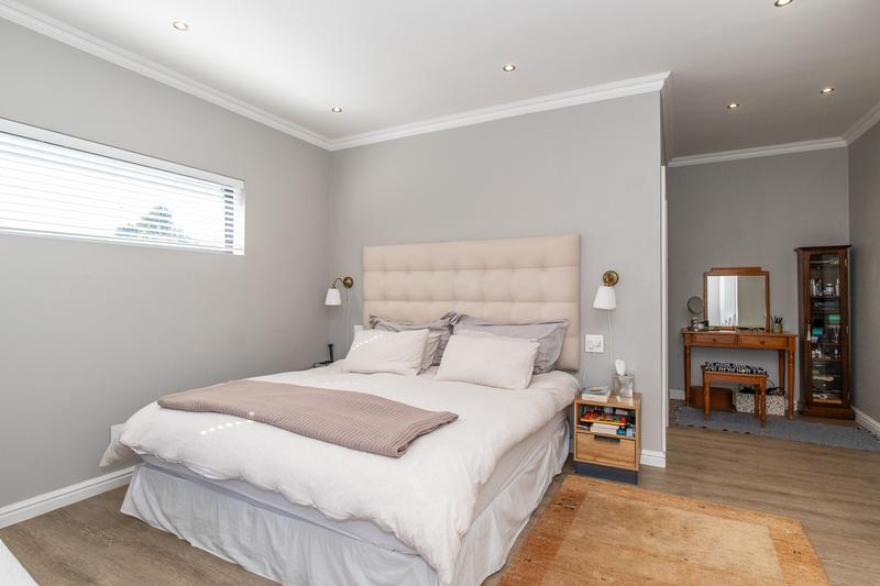 To Let 3 Bedroom Property for Rent in Constantia Western Cape